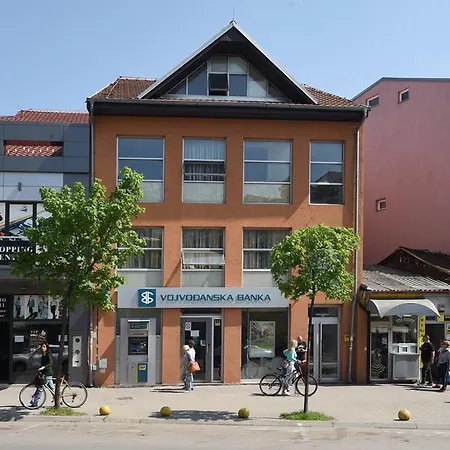 City Center Apartments Pirot Exterior photo
