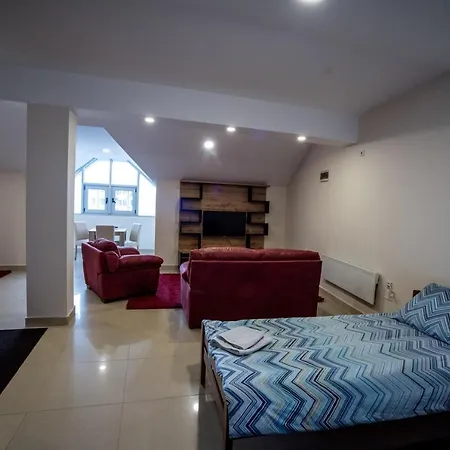City Center Apartments Pirot Exterior photo