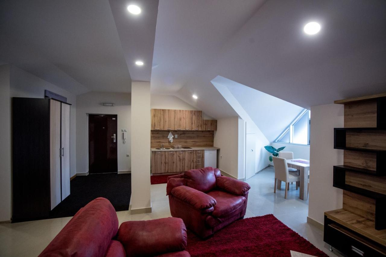City Center Apartment *